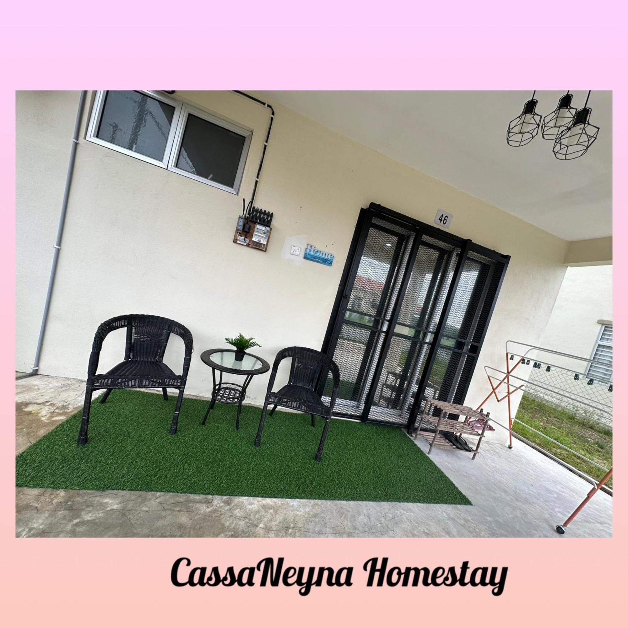 Cassaneyna Homestay Kuantan Exteriör bild