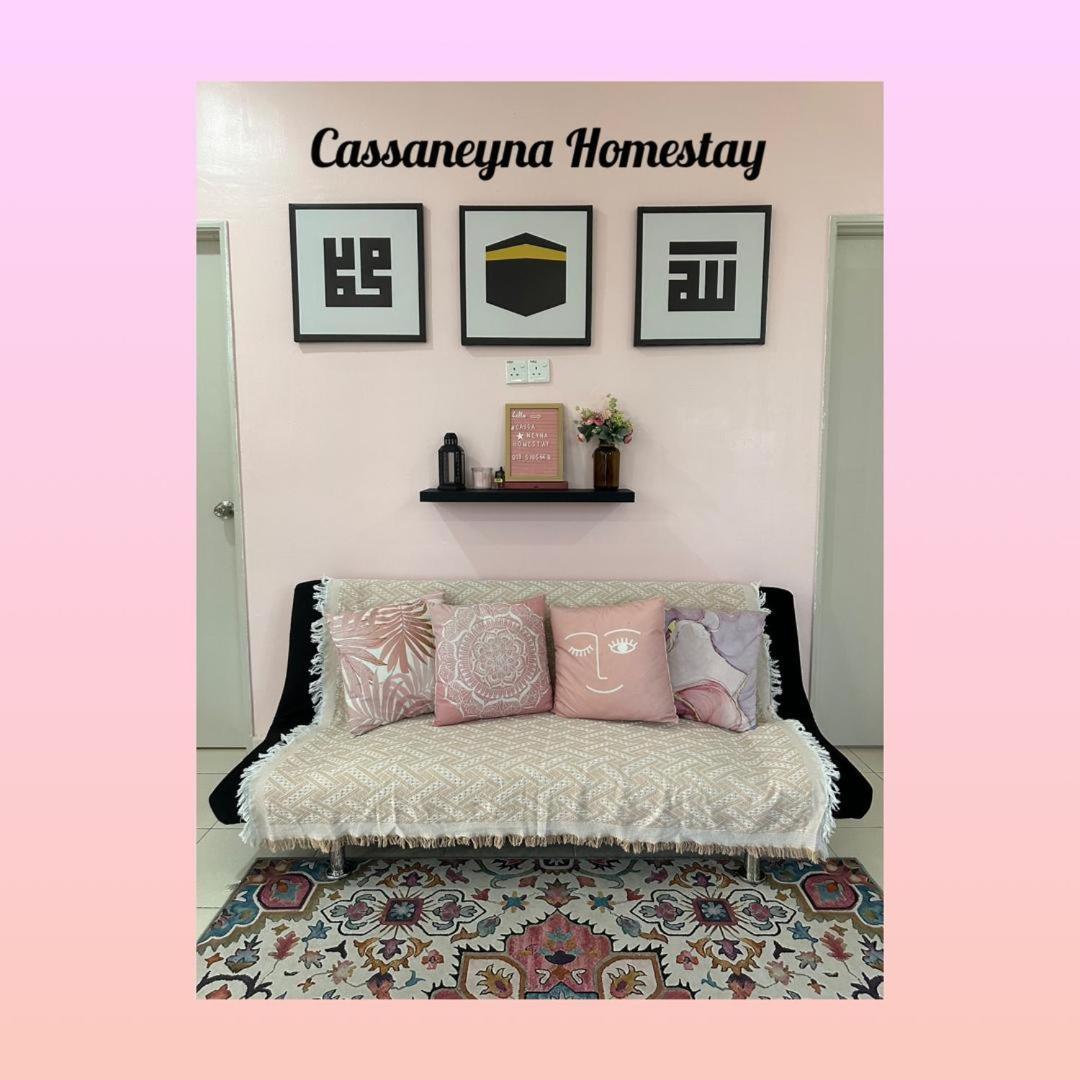 Cassaneyna Homestay Kuantan Exteriör bild